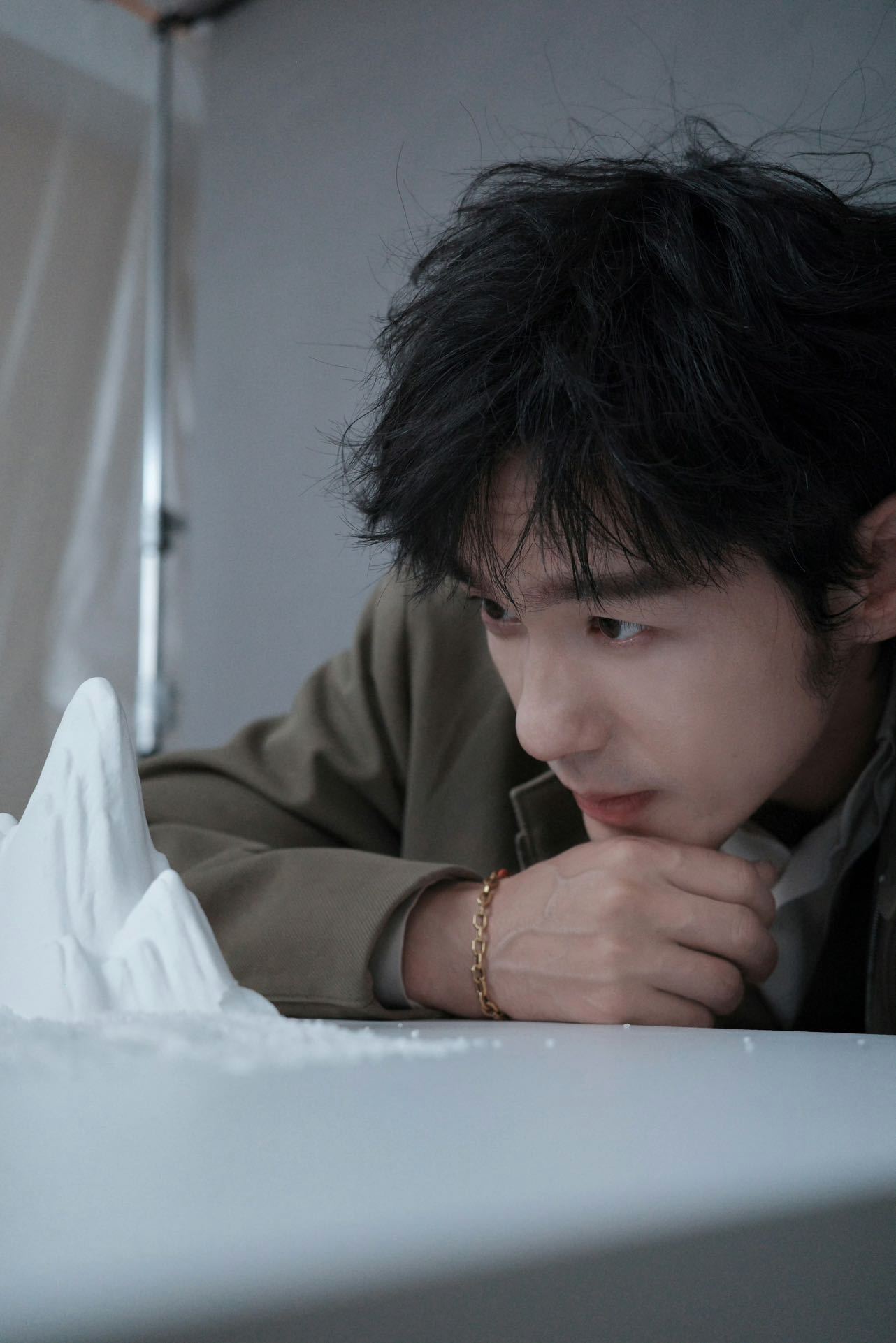 白宇从钱弘俶到徐胜利只隔了一个春天 新剧《冬去春来》里的角色徐胜利让人幻视《太平