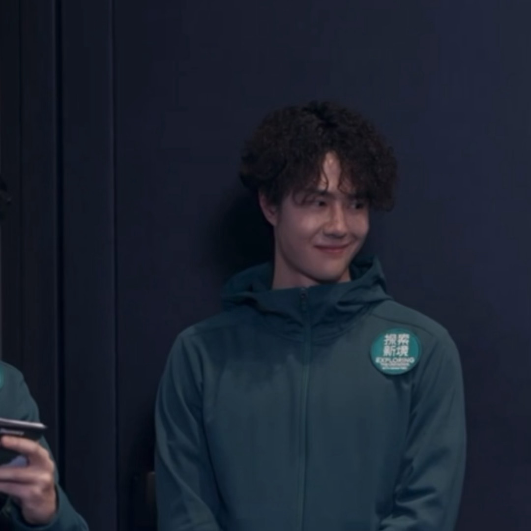 王一博一连串的小表情就这样暴露了蜡笔小新本体 