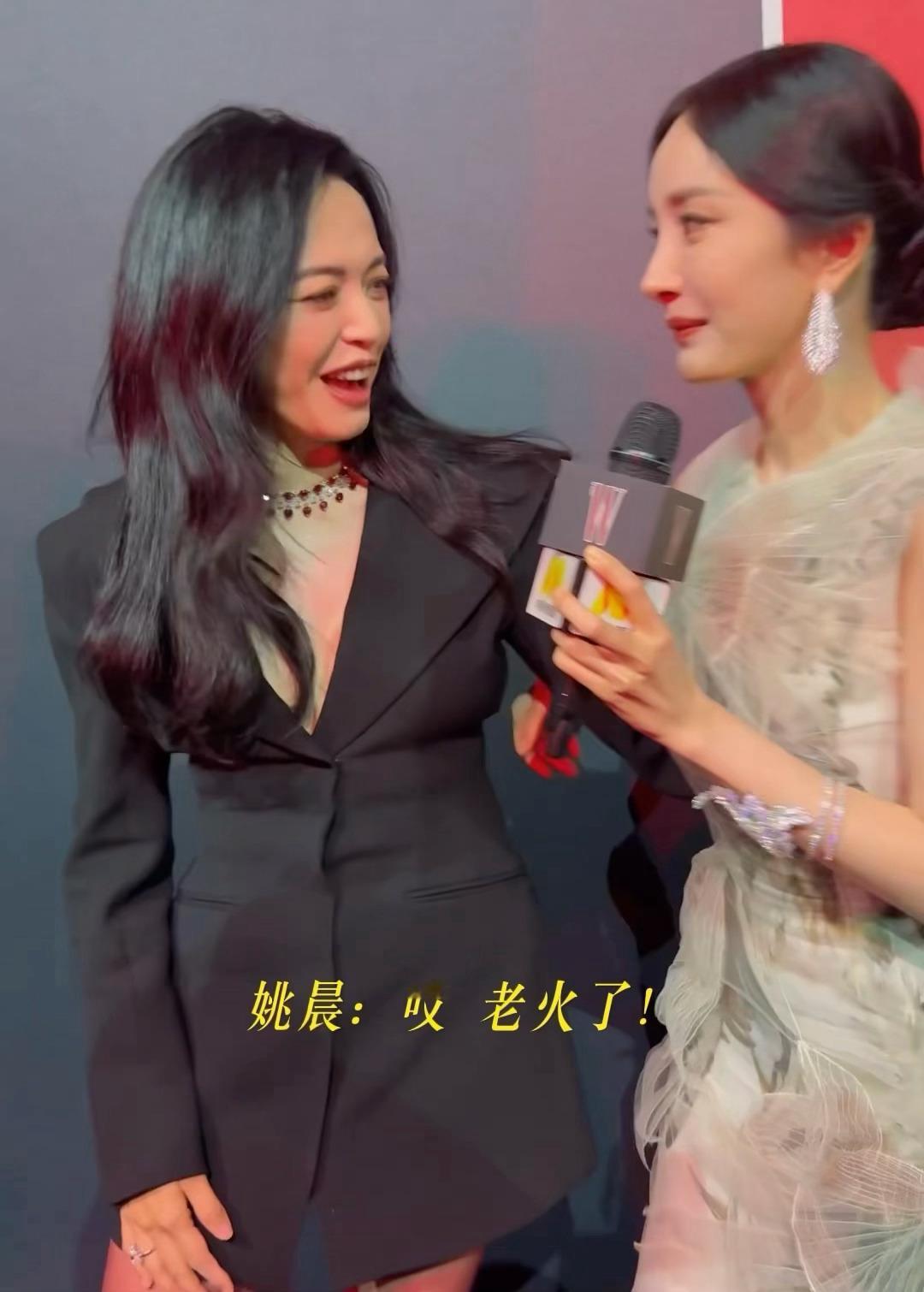 好听的话要听一万遍[么么哒]“哎～老火了～”“哎～老火了～”“哎～老火了～” ​