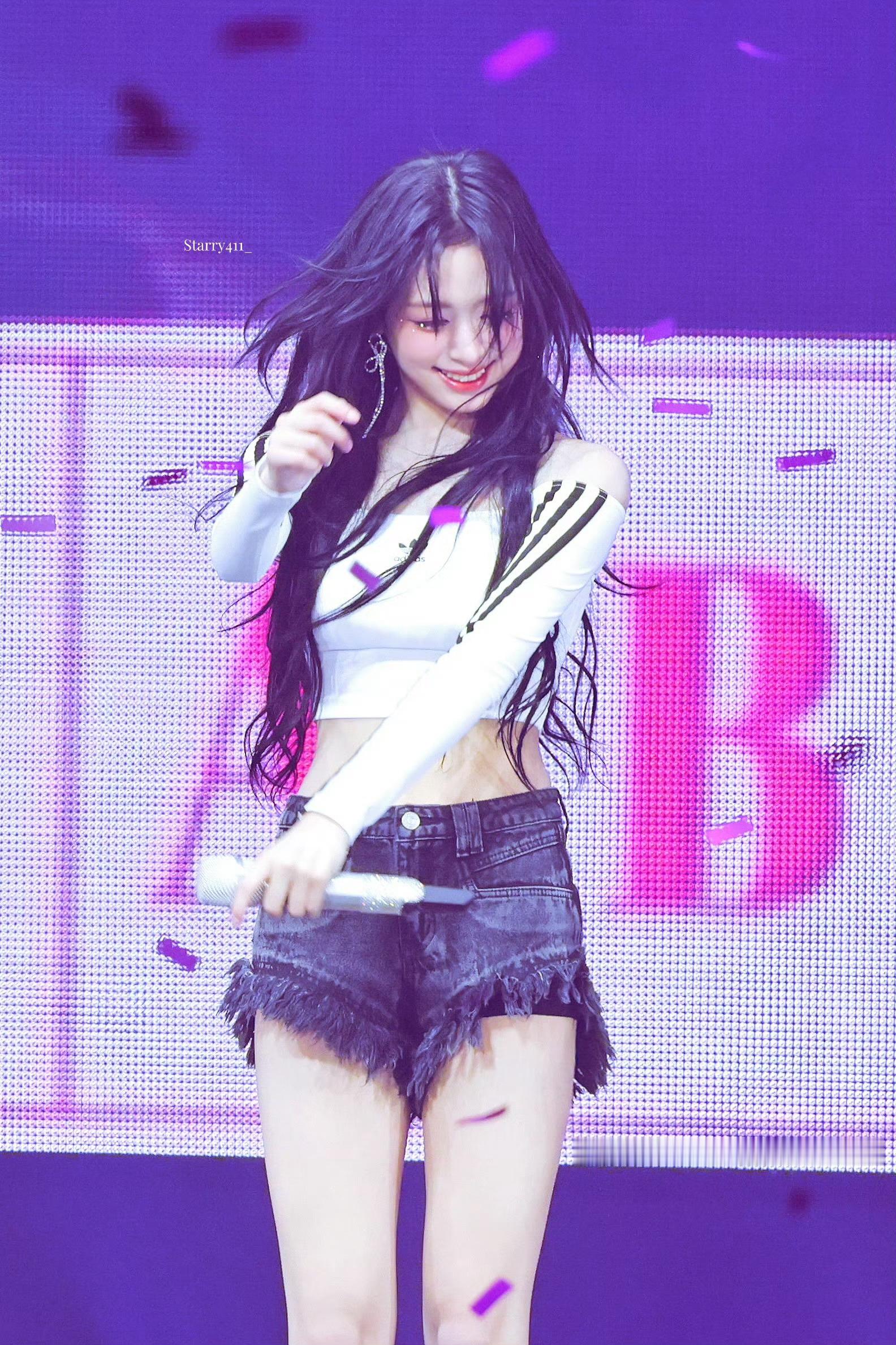 ahyeon｜郑雅贤｜郑雅譞｜郑雅娴能怎么办呢，六女一郑雅贤就是人美实力强啊李沅