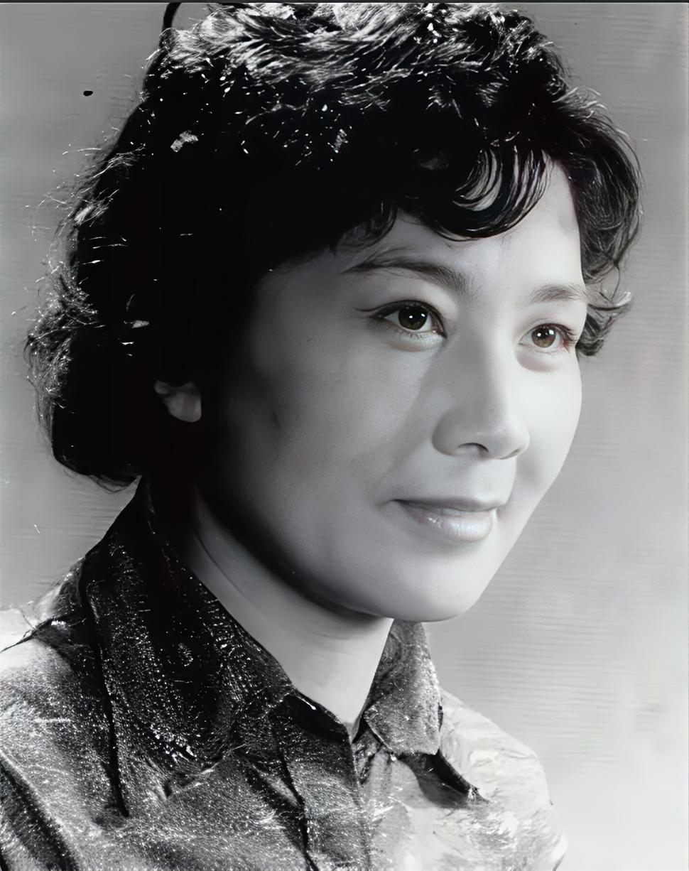 1949年，北平刚解放，韩复榘遗孀给新政府写信：“丈夫被枪决，能不能把东绒线胡同