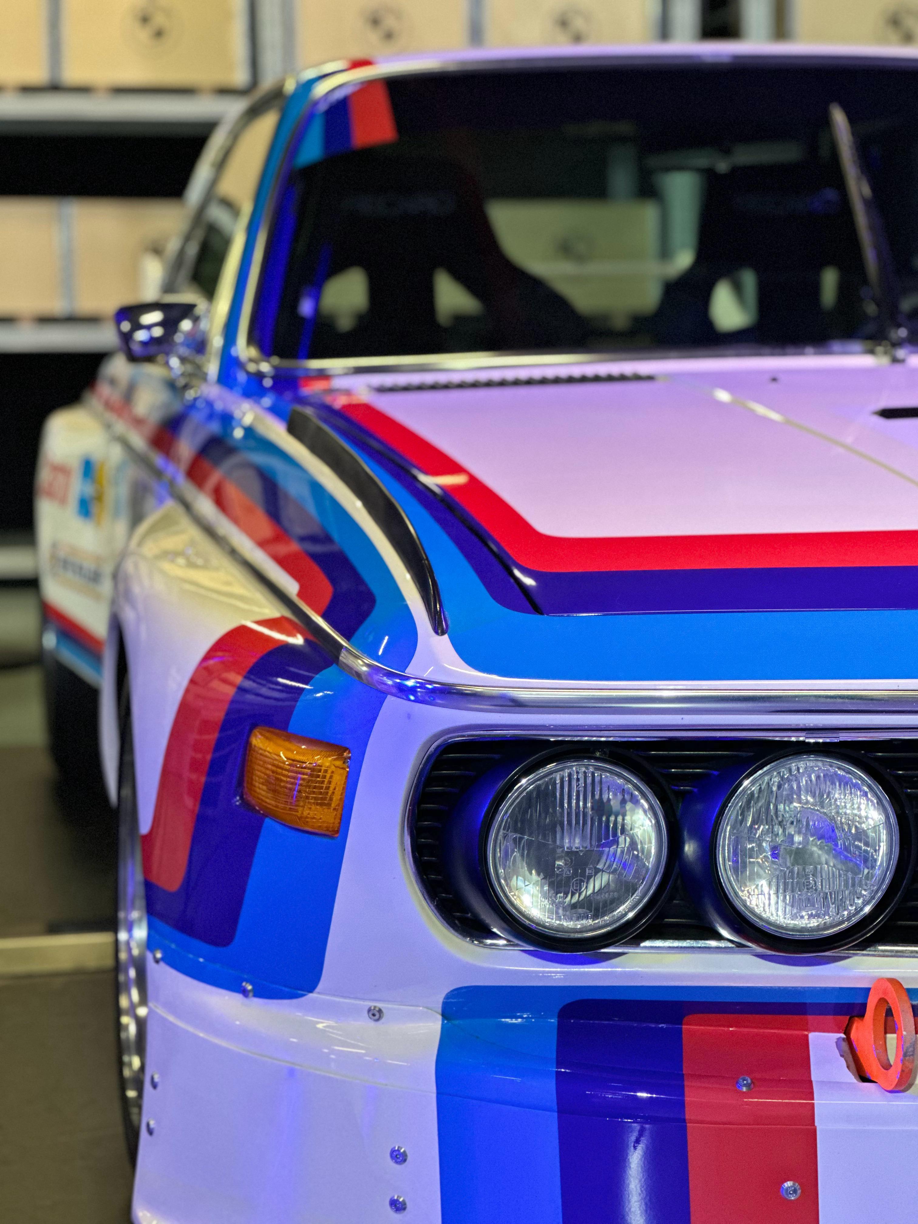 BMW 3.0 CSL赛车宝马历史上最具标志性的赛车之一也被誉为“第一辆真正的M