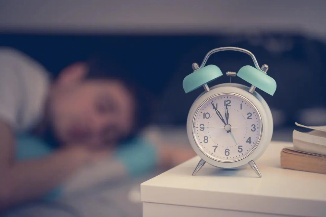 【这个季节熬夜伤害更大】国家级名老中医、湖南中医药大学第一附属医院风湿病科主任医