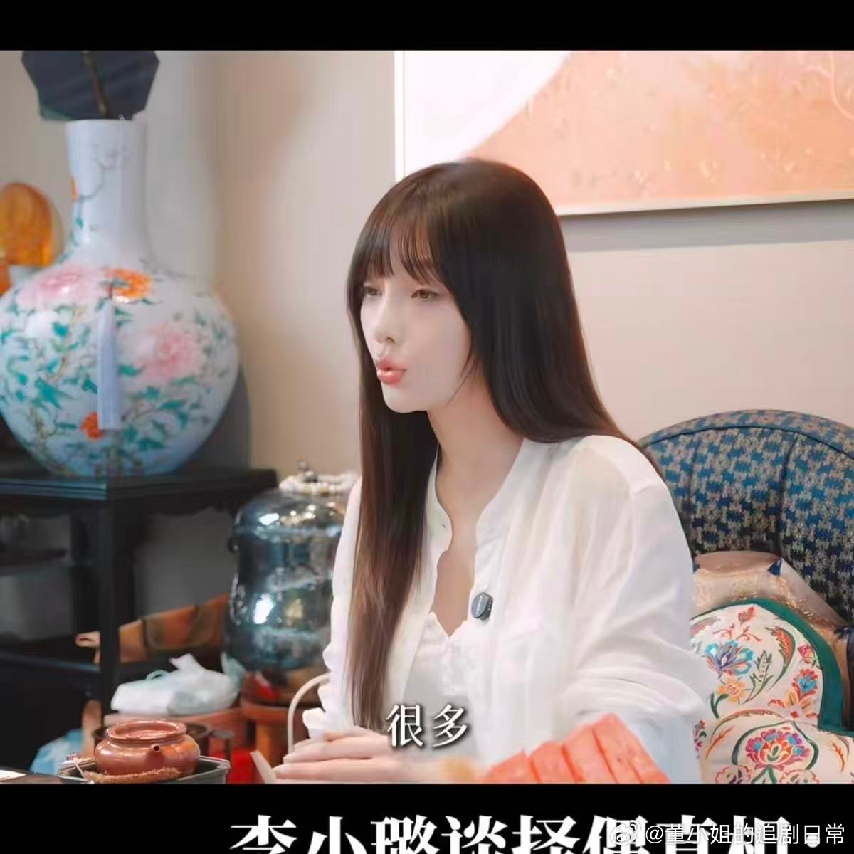 贾乃亮离婚时间李小璐采访坦言两人在养育甜馨这件事上达成共识，即便分开多年，贾乃亮