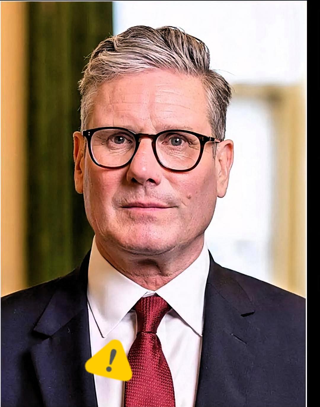 英国首相斯塔默与特朗普通了电话，他俩同时认为，作为东方大国的某些国家应当停止一切