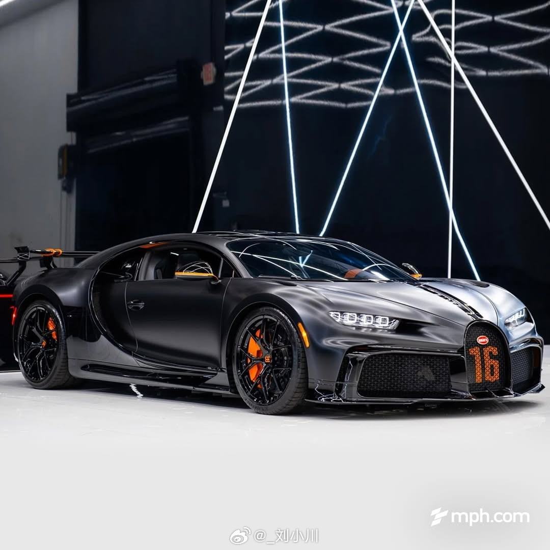 布加迪Chiron Pur Sport 布加迪Chiron Pur Sport，