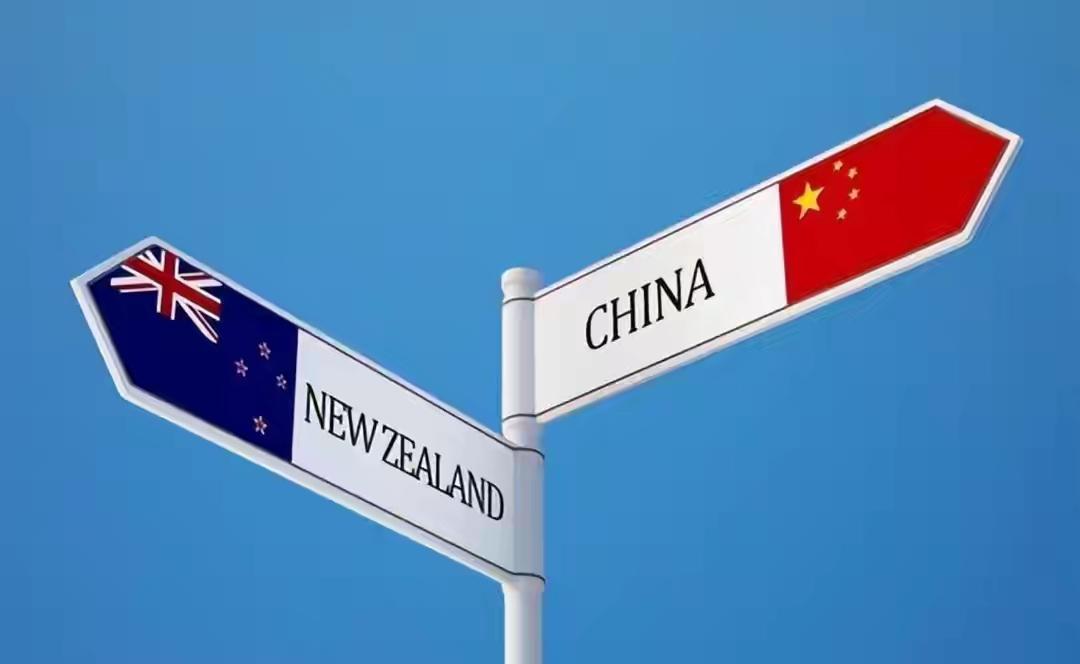 太耐人寻味了！短短六天，新西兰接连出手，军舰过航台海、发布没有实据的网络安全报告