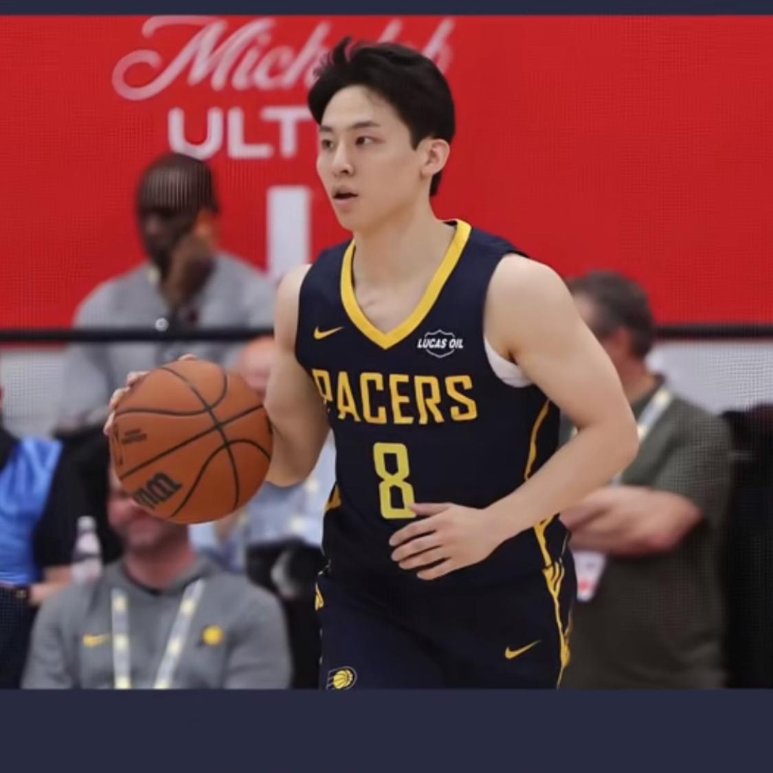 河村勇辉得到步行者主帅的认可！河村代表步行者出战了2场夏季联赛，步行者主教练卡莱