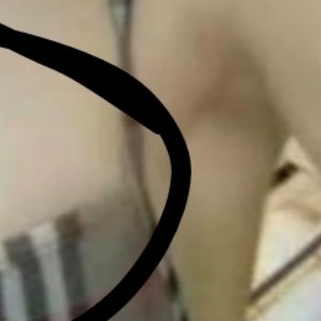 金采源 是不是光顾着骑象忘记闪这个扔酿了？ 
