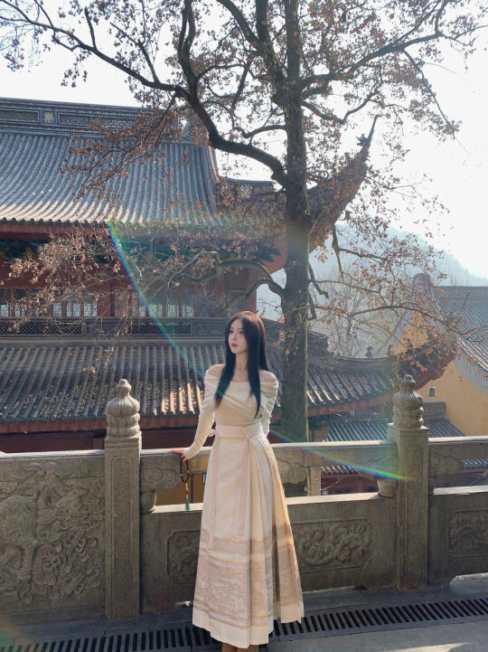 此去经年山是山 我是我