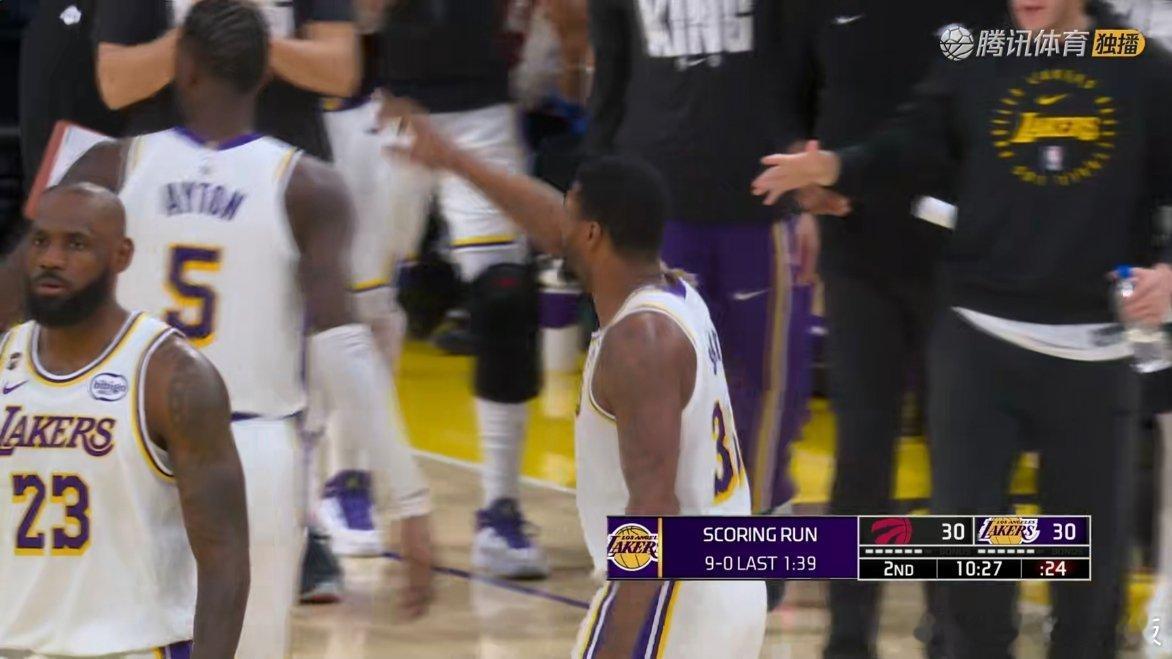 一波9比0追平比分！朱-蒂米得到机会了猛龙vs湖人