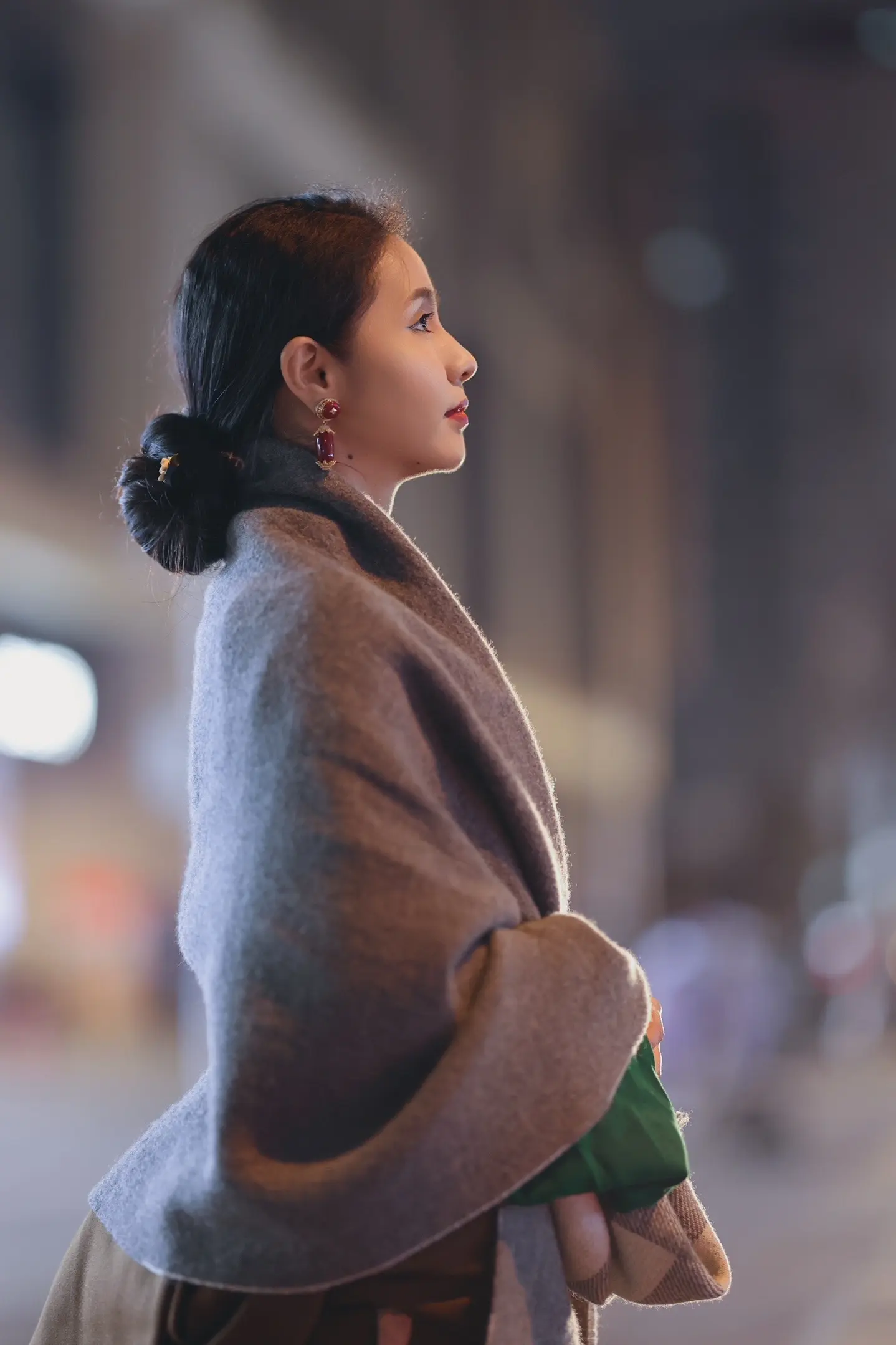 往事若能下酒，回忆便是一场宿醉爱拍照的老左 藏族美女