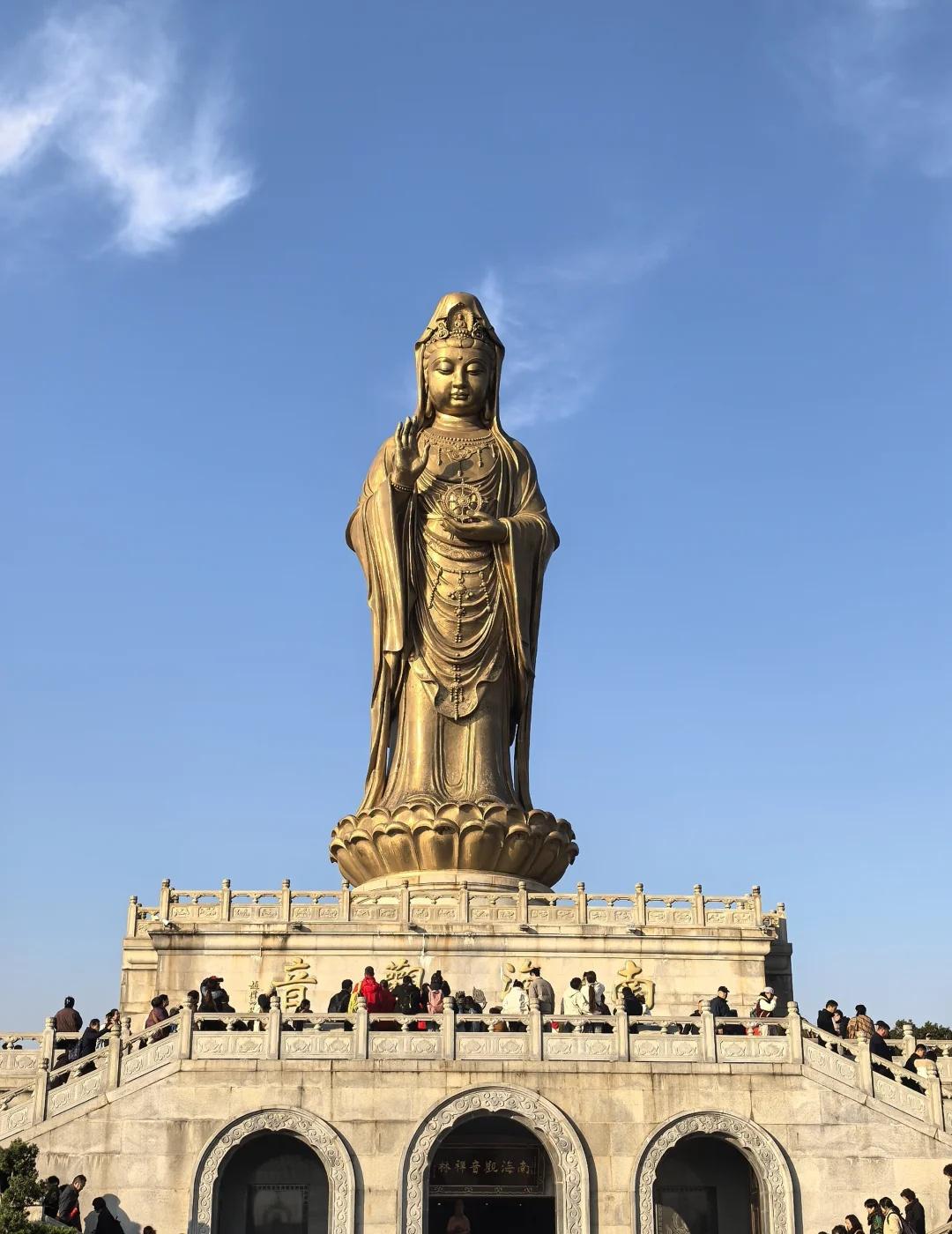 从上海自驾去浙江舟山普陀山祈福已回。
来回车程六个多小时，到了朱家尖蜈蚣寺码头还