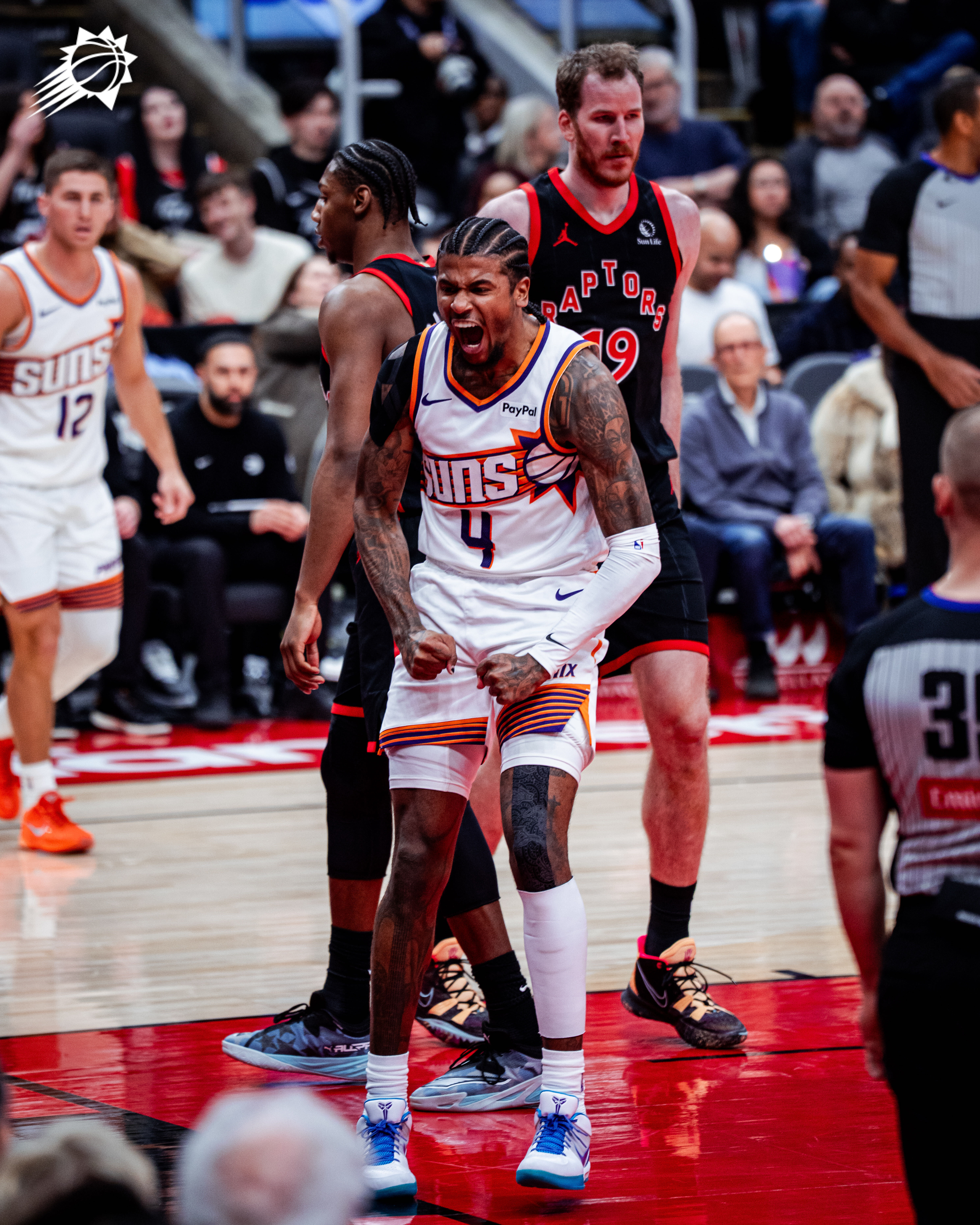 📊JG本场数据：34分5篮板4助攻1抢断命中率：25投13中，三分16投8中尽