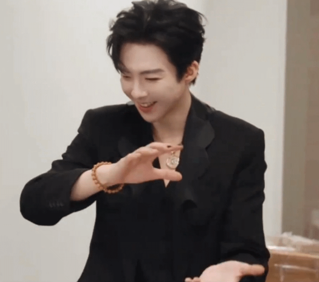 本周我完成了连续7天铁粉打卡，与的铁粉值额外增加1分！刘宇宁 |刘宇宁音乐缘计划