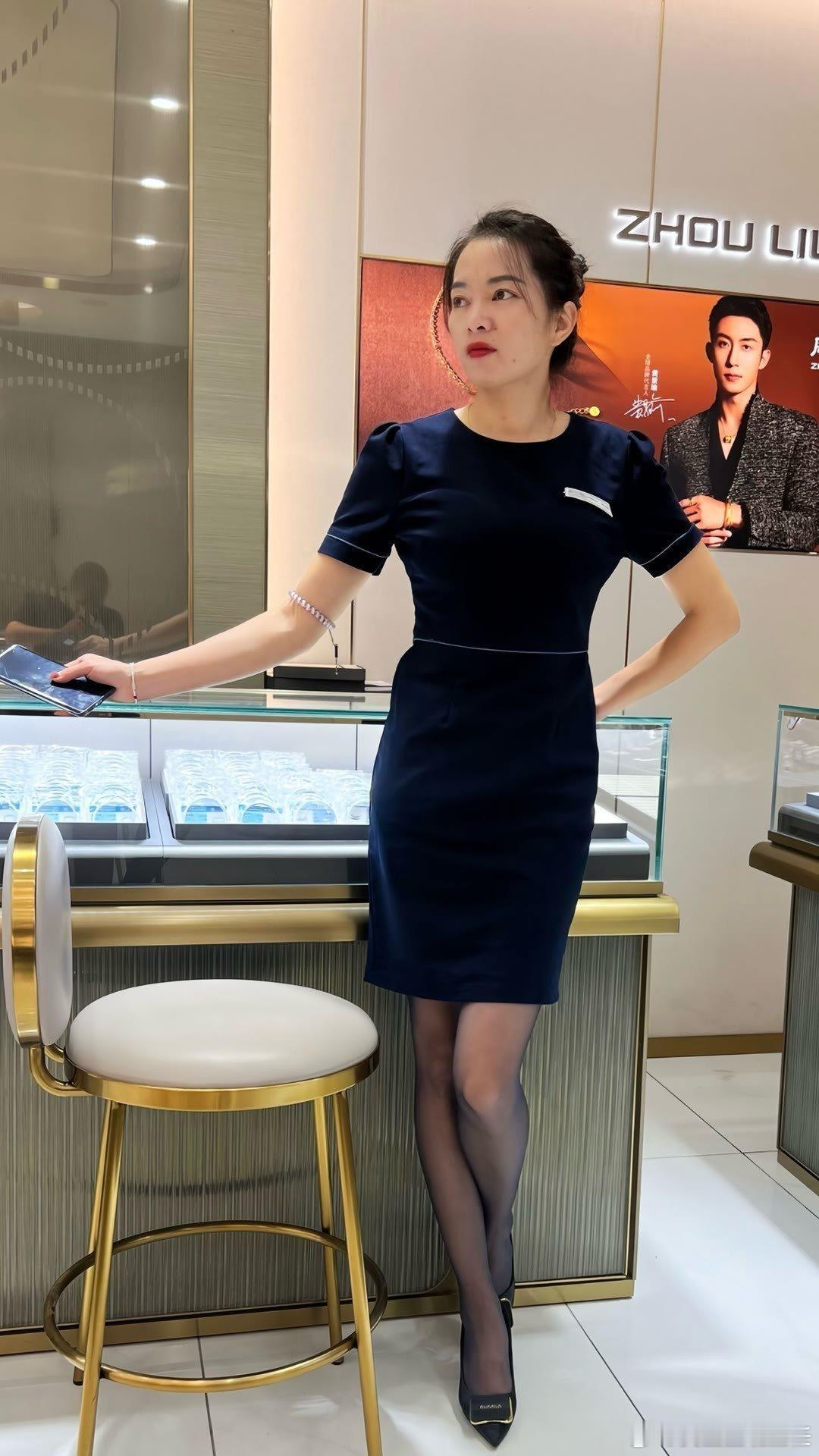 职业装我的日常plog美女驻扎地