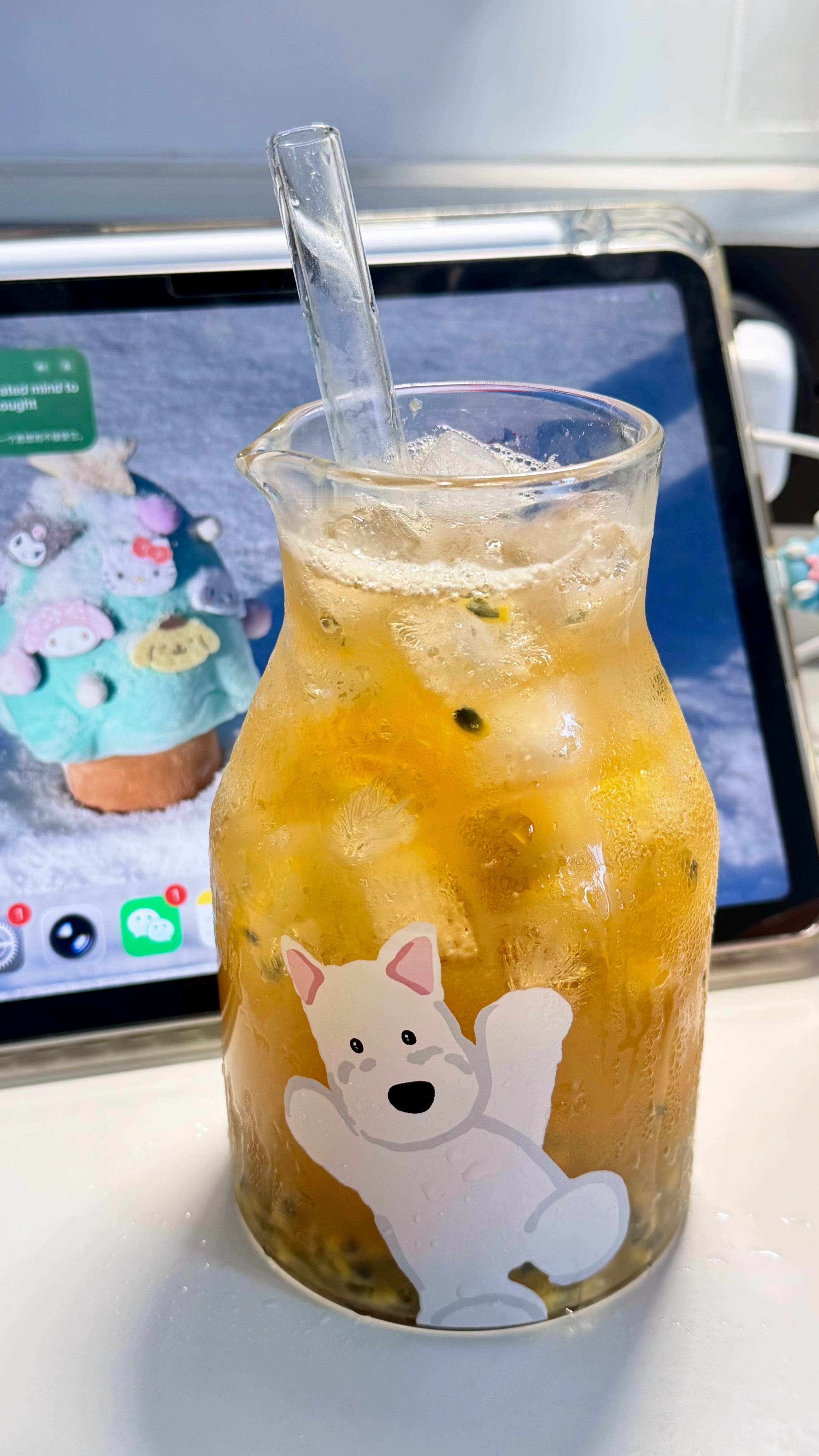 嘻嘻又给自己准备了丰富的下午茶(其实是早餐➕午餐🥣Anyway这个自制小饮料真