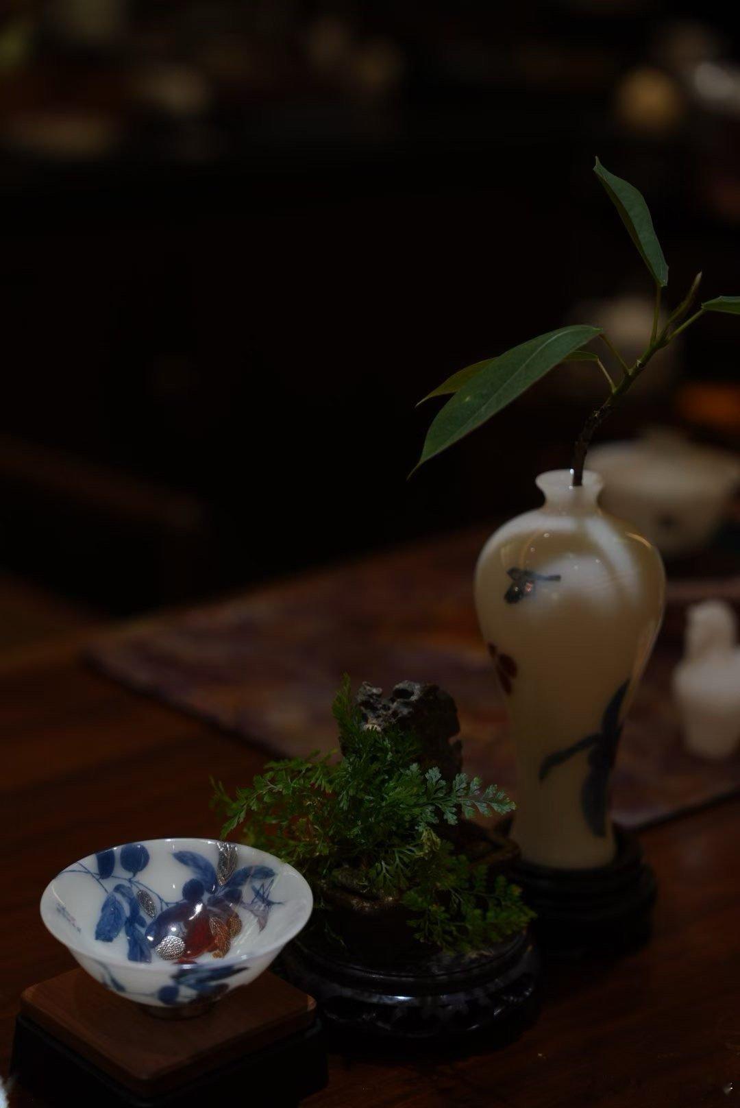 昨天你追涨，今天就杀跌。又到了信仰回收的时间段了，产业逻辑、估值逻辑、资金逻辑、