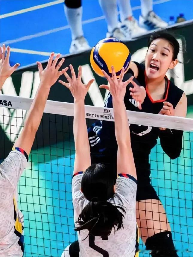 2024U17女排世锦赛最新赛况:
北京时间8月20日凌晨(秘鲁利马当地时间8月