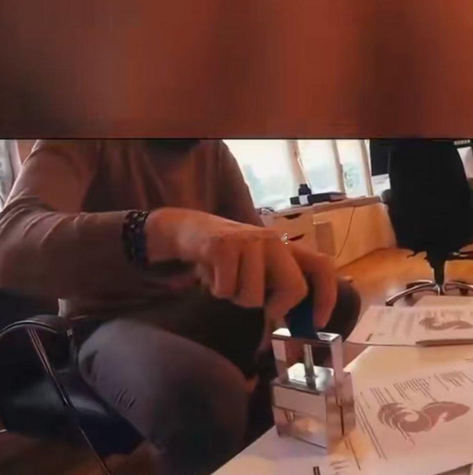 探险大v称卖房是为了买活着的感觉探险博主变卖房产追逐热爱，不惧险境奔赴山海，只为