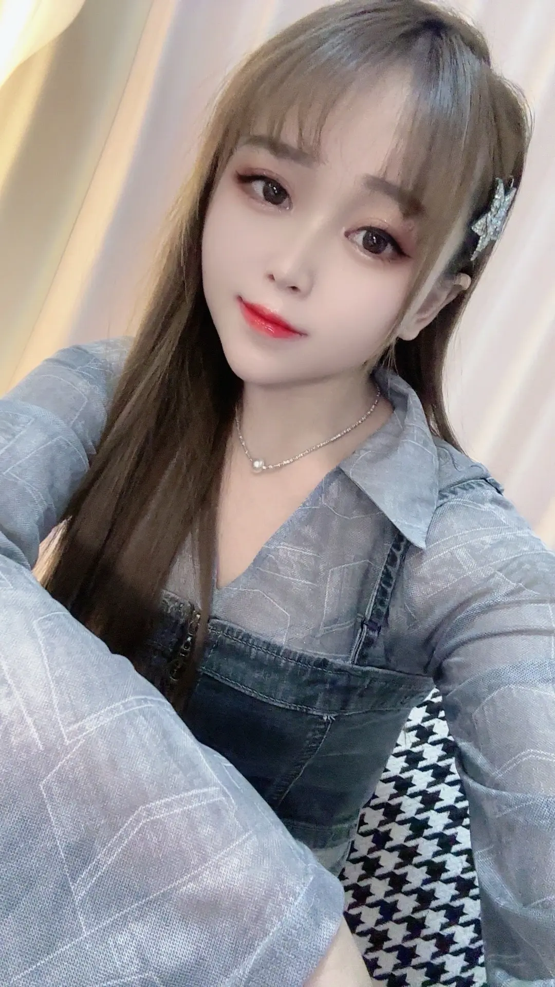 我不会强求任何人，一定要把我放在重要的位置上，可是当我一旦意识到，我在...