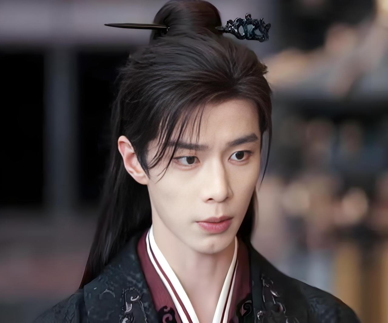 《百花杀》：太子萧华雍的名字为何和其他皇子不同？

祐宁帝的皇子都是“长”辈，比
