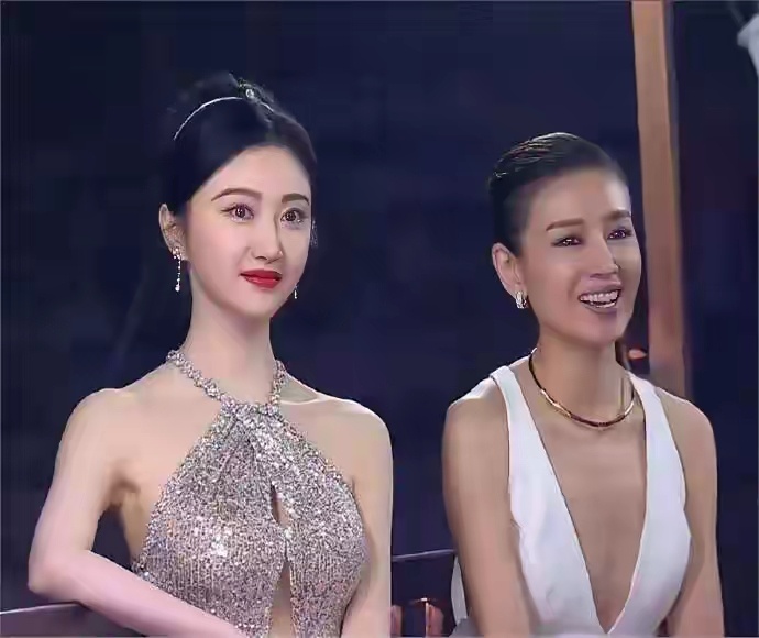 事实证明，不是所有人都适合深V的 