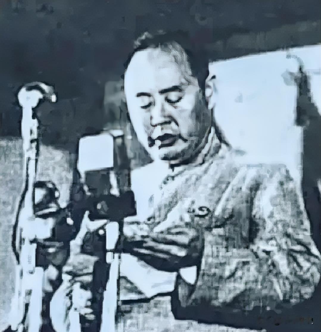 毛主席破格提拔傅作义：真正的格局，从不是论官阶高低
 
新中国成立后，中央原本安