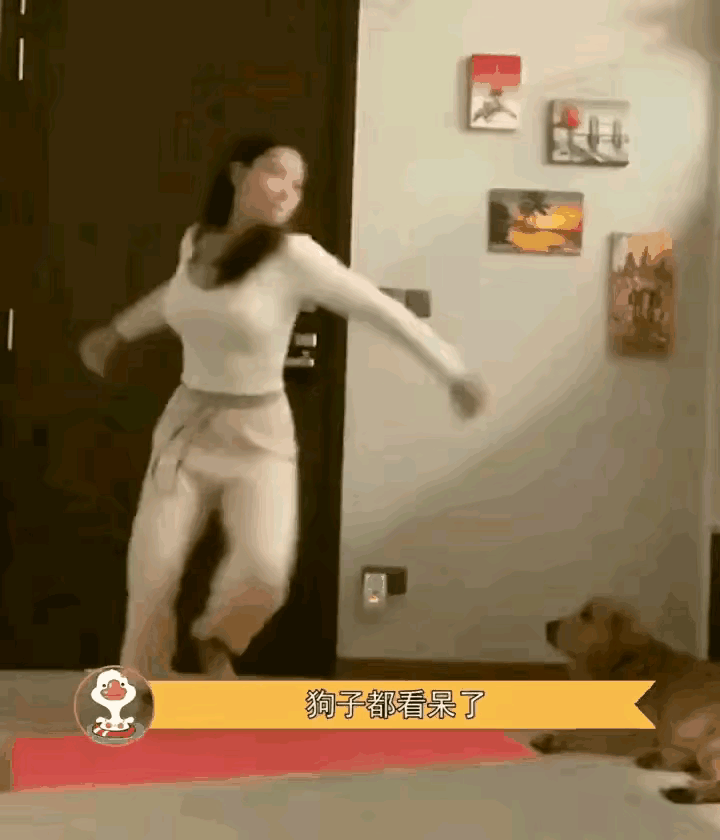 媒人介绍说，相亲对象打小喜爱武术，随后还发来了她的日常运动VCR。

看完VCR