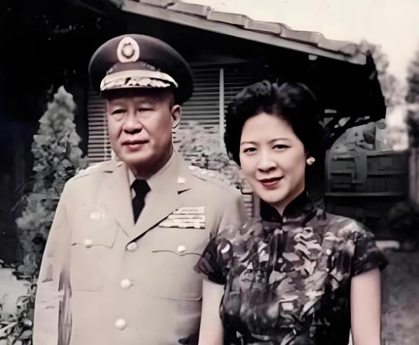 1986 年，白崇禧的女儿白先慧看了大陆拍的《血战台儿庄》，马上冒出一个想法，她