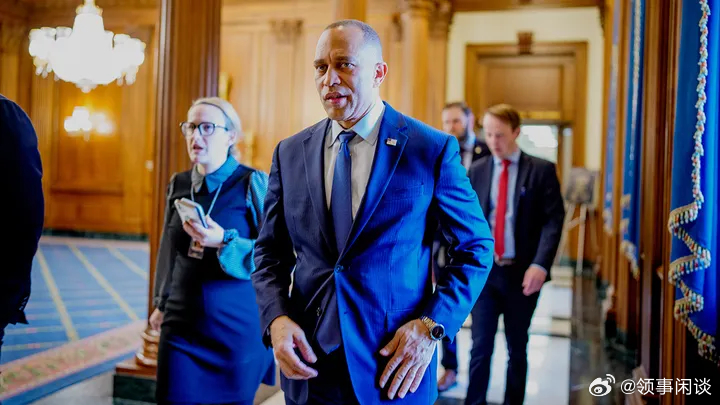 【美国众议院少数党领袖杰弗里斯预测，美国在对伊朗发动袭击后将会失败】（福克斯）美