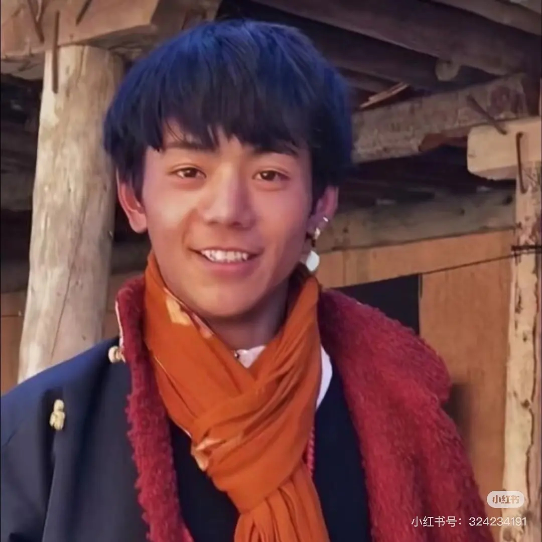 诺一长成丁真了？ 还分得出来不 