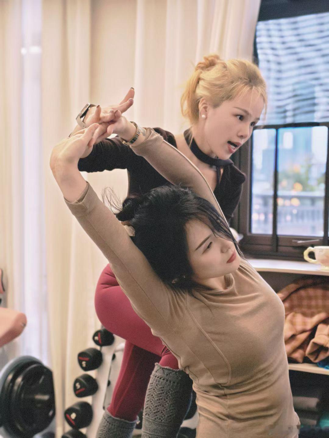 朋友圈的小姐姐 