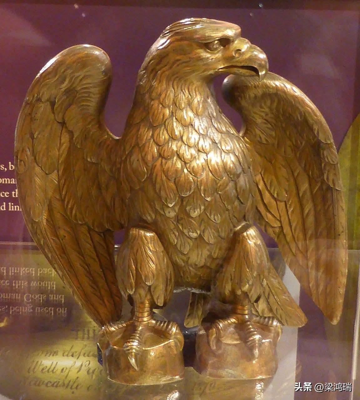 这只雕像被称为“硬币之鹰”（Eagle made of Roman coins）