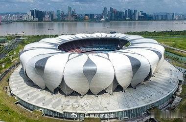 国足在杭州对阵澳大利亚 3月份的杭州，气候更适宜！  cr：中甲联赛报道 