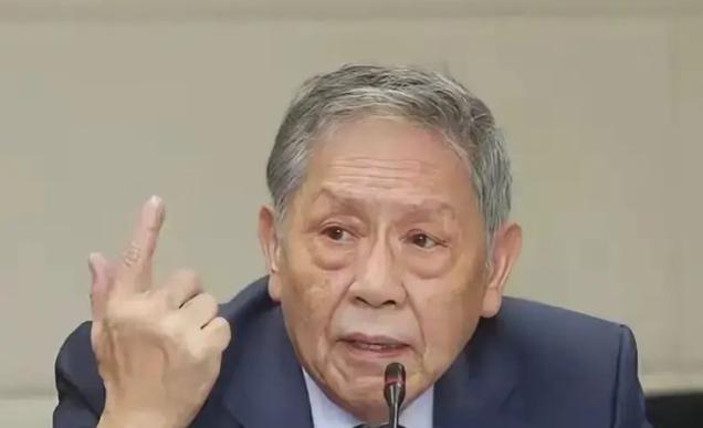 台退将帅化民曾直言，如今的解放军太强了，老美惹不起，只要找准时机，要解决台湾问题