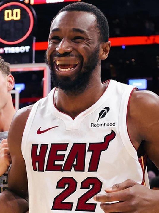 湖人又开始瞄上维金斯了~

湖人媒体的报道中，湖人再次尝试接触了热火和维金斯，并