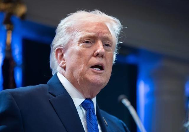 美军伤亡还是瞒不住了！这下，特朗普可能人要麻了。 3月7号一早，特朗普刚结束对 