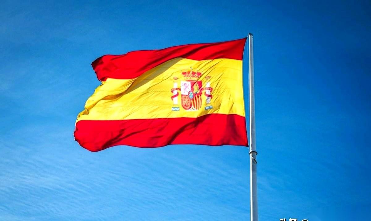 四年，来了四次。
西班牙首相这访华的频率，说真的，比我见我二舅都勤。
你品，你细