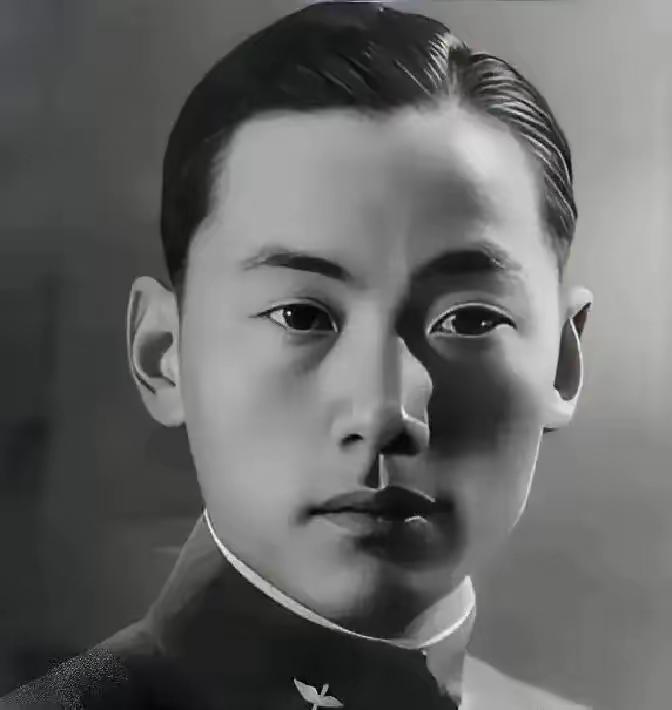 昔日驾战机保家卫国，晚年蹬三轮受尽屈辱，这位老兵的一生太催泪

1974年，一位