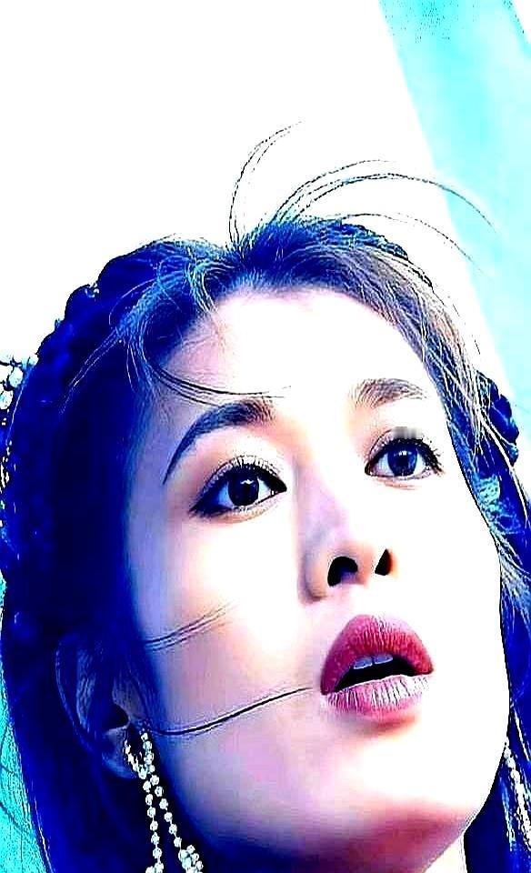 零下二十度光膀子，嘴冻紫
 
拍武松打虎那场，丁海峰真被老虎按脸，十万人寿保险当