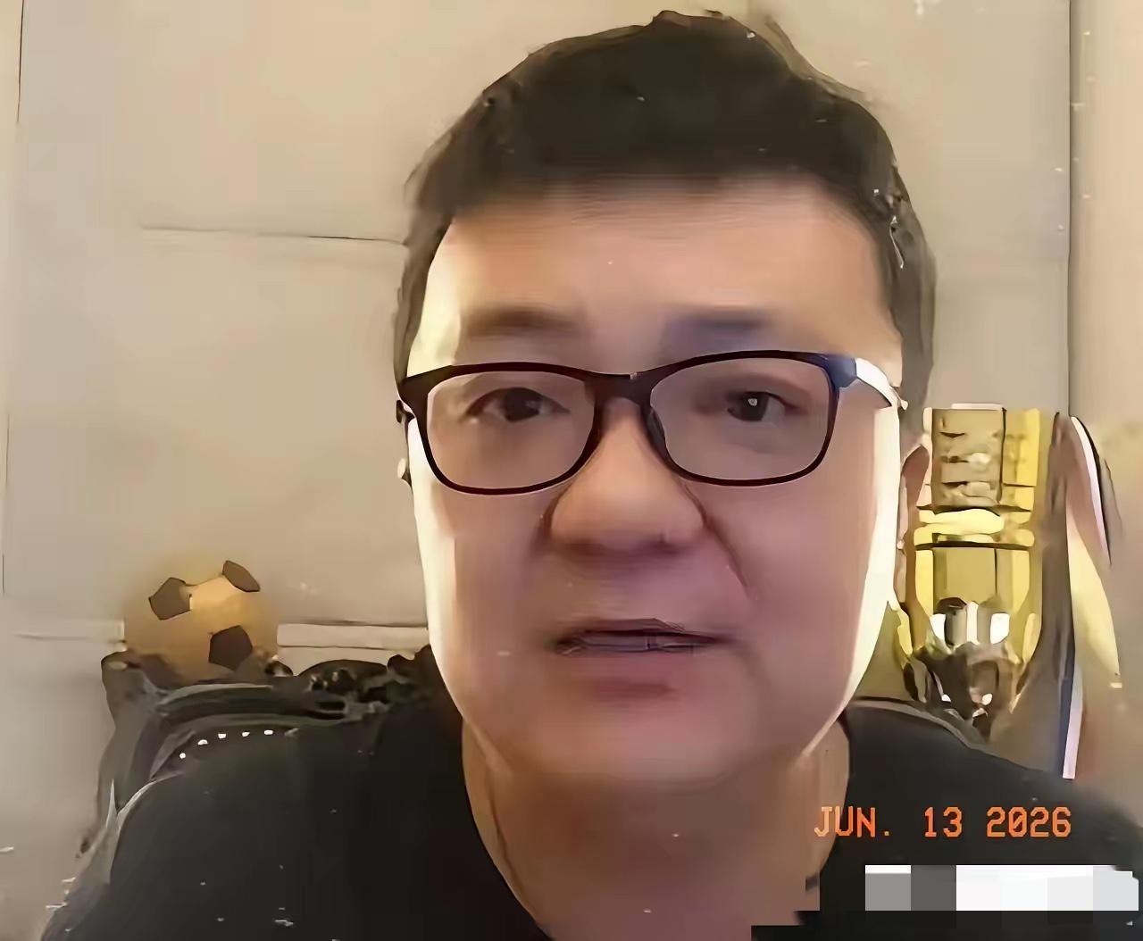 6月10日晚，董路在直播中情绪激动地说：“中国足协没害我，真正打压我的是北京足协