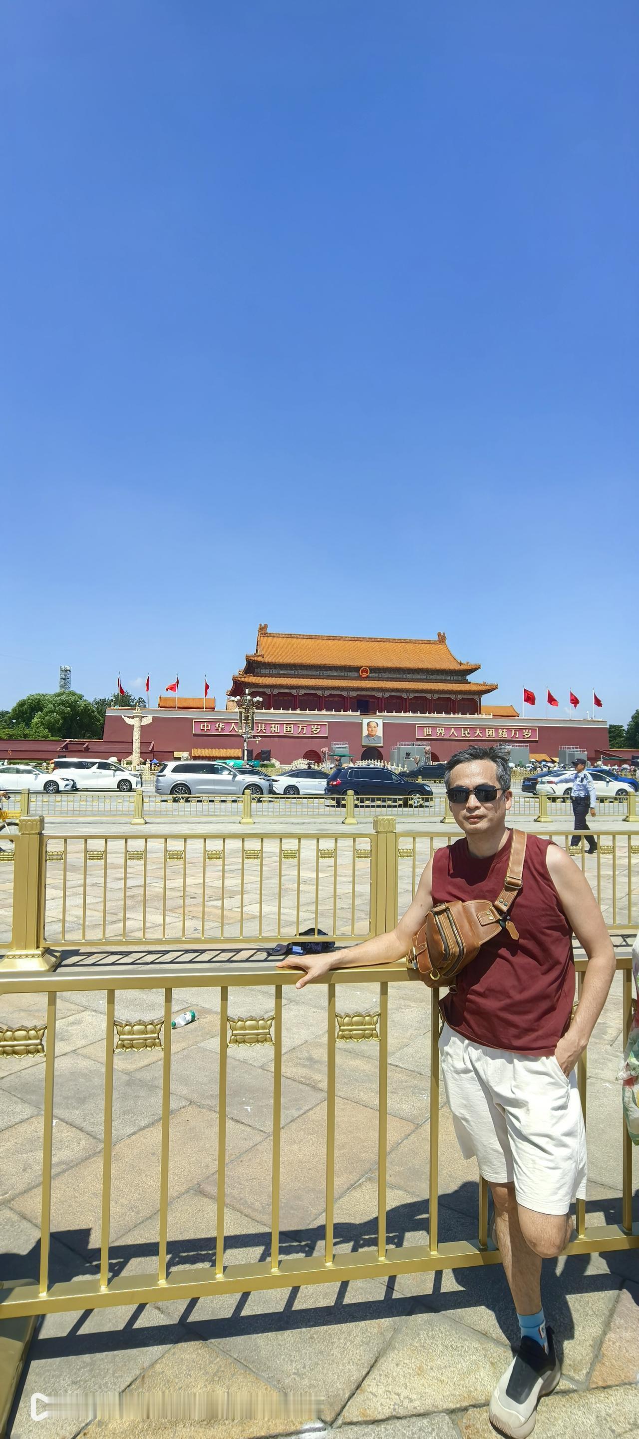 明天是个很重要的日子，举世瞩目，期待～～～