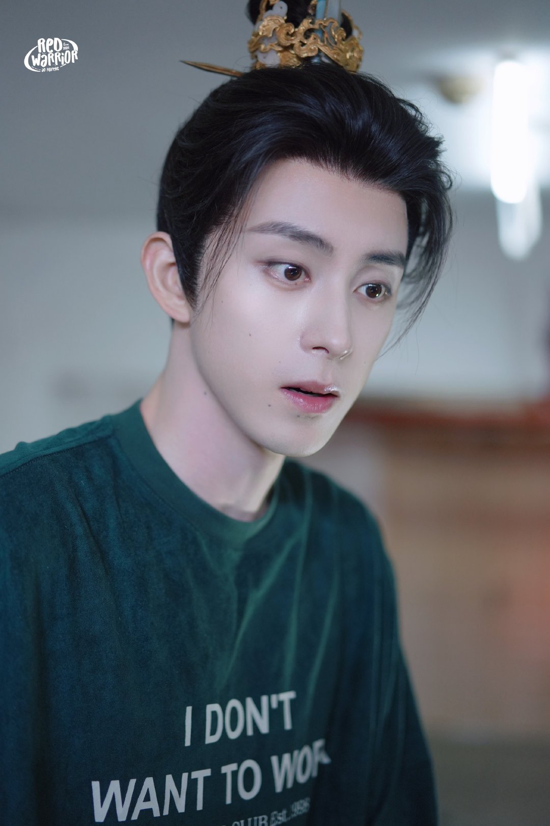 #敖瑞鹏[超话]#这颜值，也太优越了你问我为什么爱你？我问了心，它说情不自禁𝑾