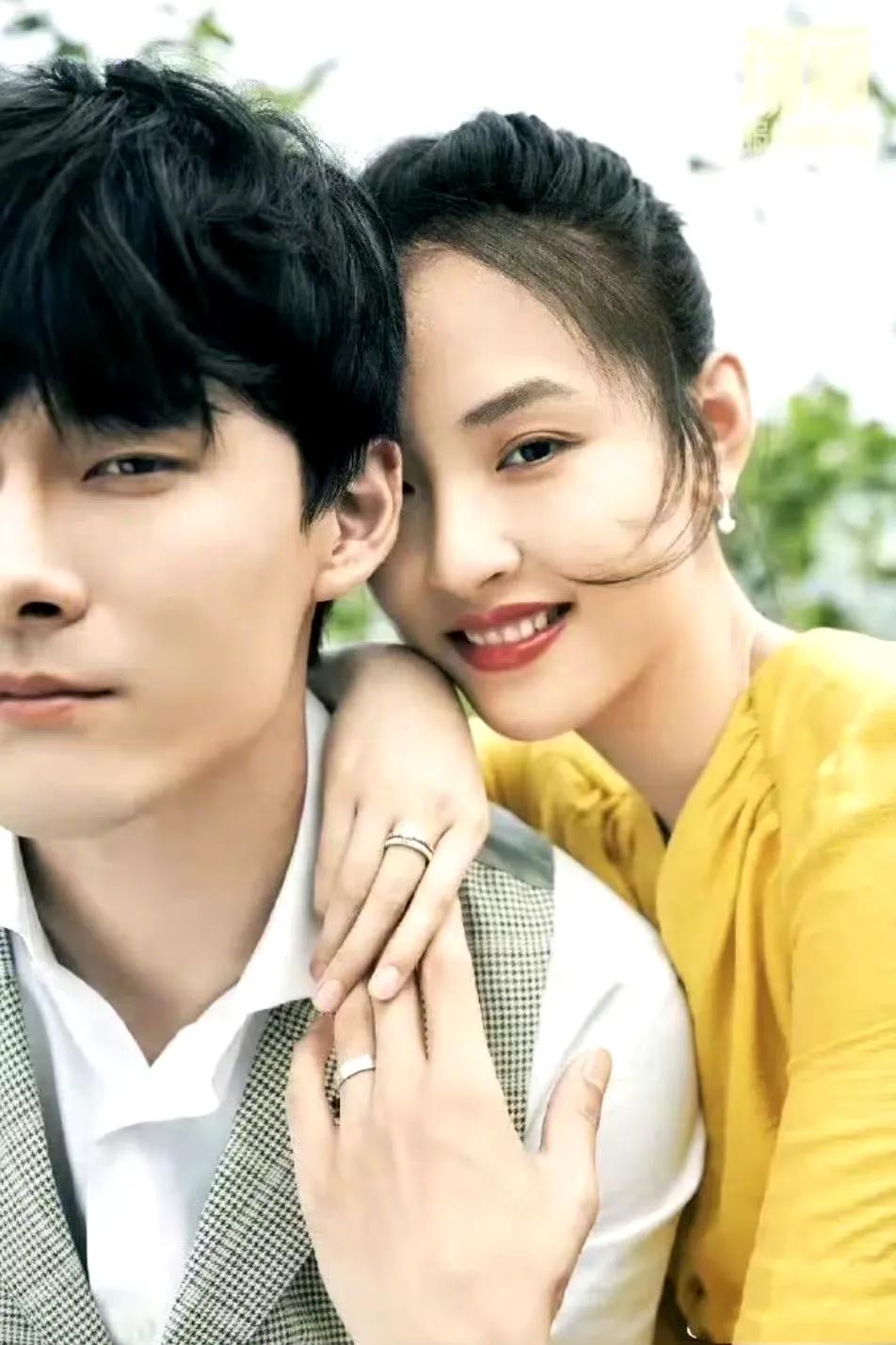 生女儿就怕生个像吴倩这样的恋爱脑
离婚后独立人设还没捂热
吴倩疑似与张雨剑复合