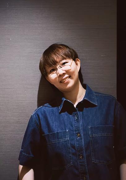 朱雨玲更新：牛仔风，演唱会后遗症，翻唱曾沛慈的“数到十”唱得太好听啦！
喜欢朱雨
