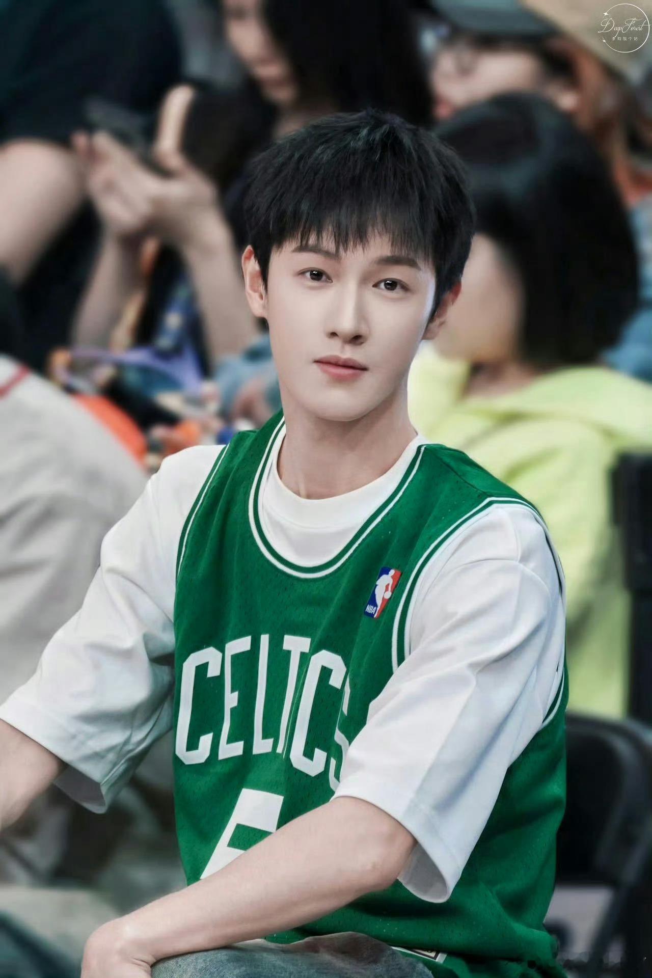 李昀锐 今年爱上的最后一个男人  李昀锐演技太赞了，把人物的两面性演绎得淋漓尽致