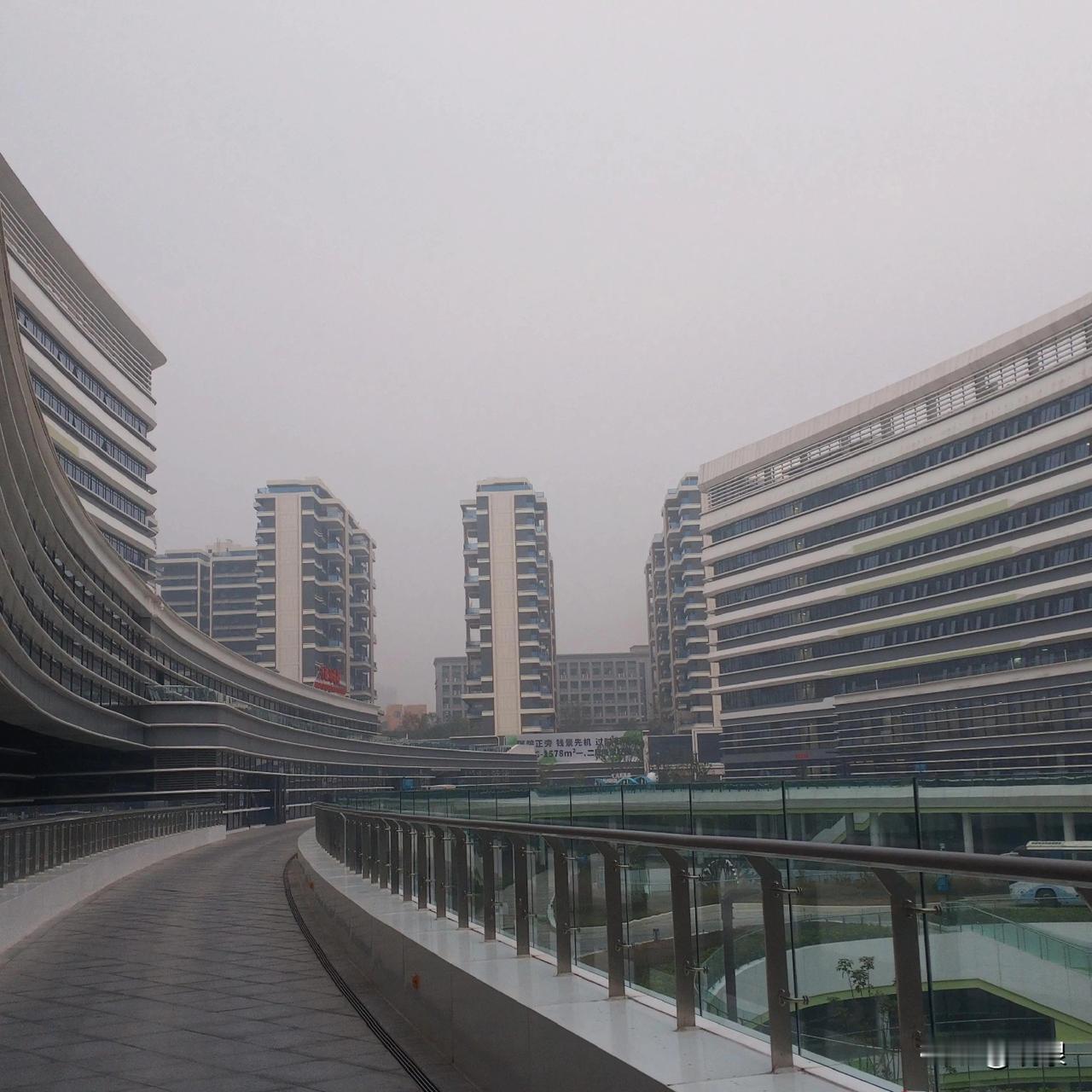 说起自贡的第四人民医院

还有好多的“新鲜感”想和大家分享

因我天天都在那儿“