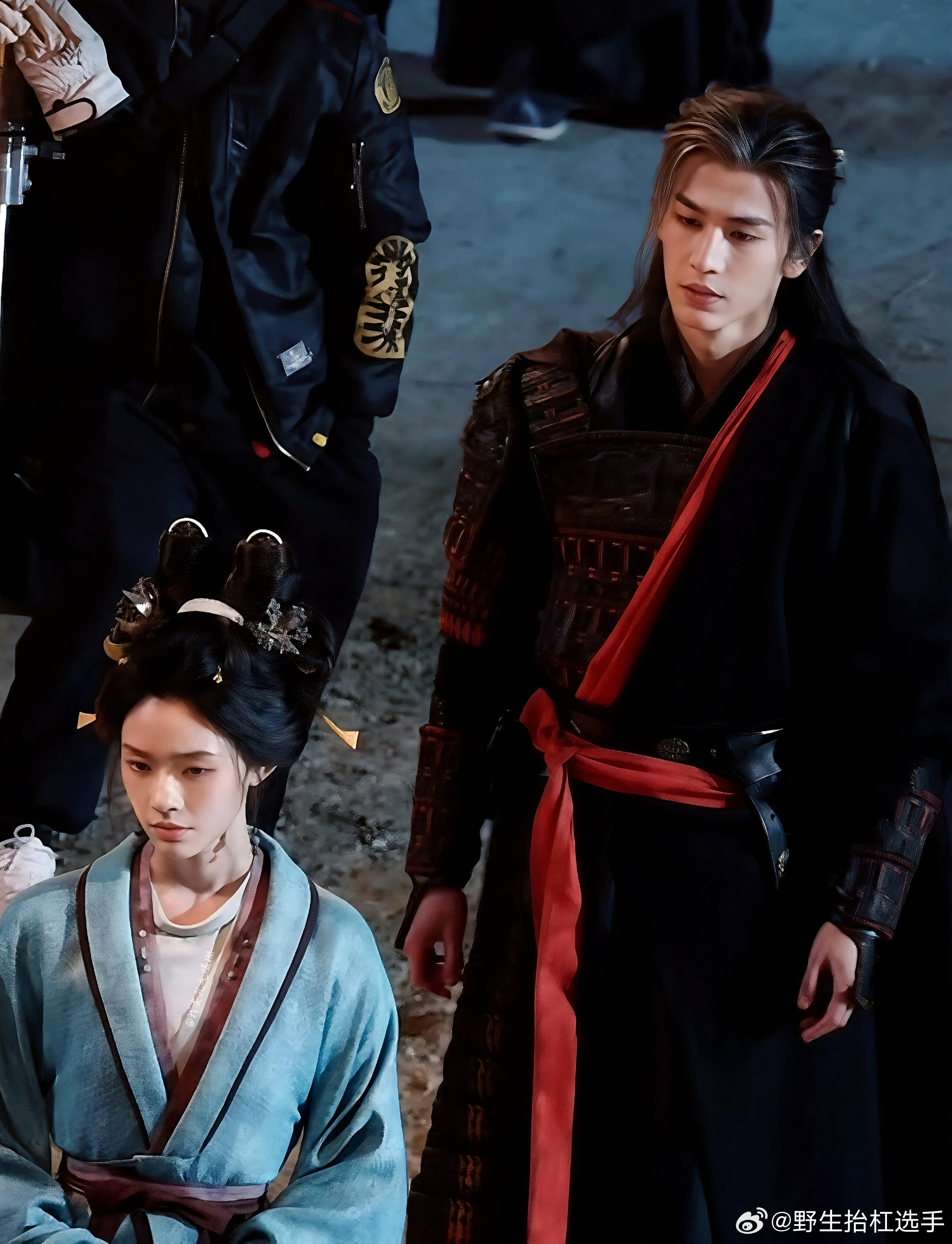 归鸾导演在代拍旁边架机位归鸾导演还是太有上进心了，发现代拍拍出来的路透好看就在旁