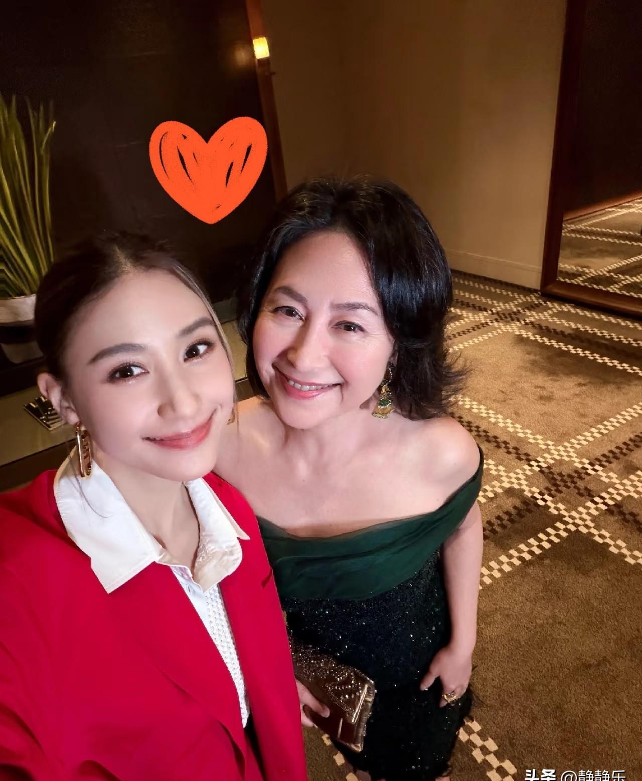 何超琼把陌生人告了。
要求法院画个圈。
禁止她靠近自己办公室30米。
这位